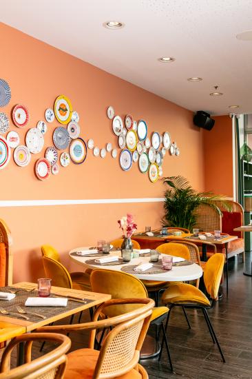 Restaurant bar Solis - Décor inspiré de la Méditerranée pour une expérience unique